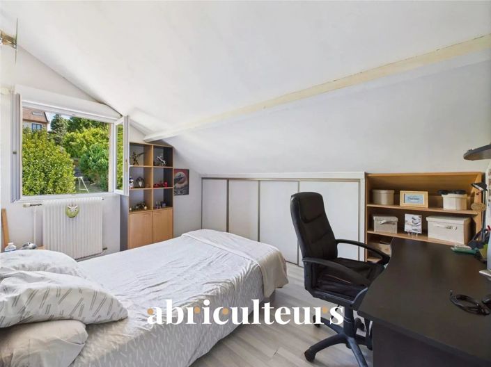 Image No.14-4 Bed House for sale