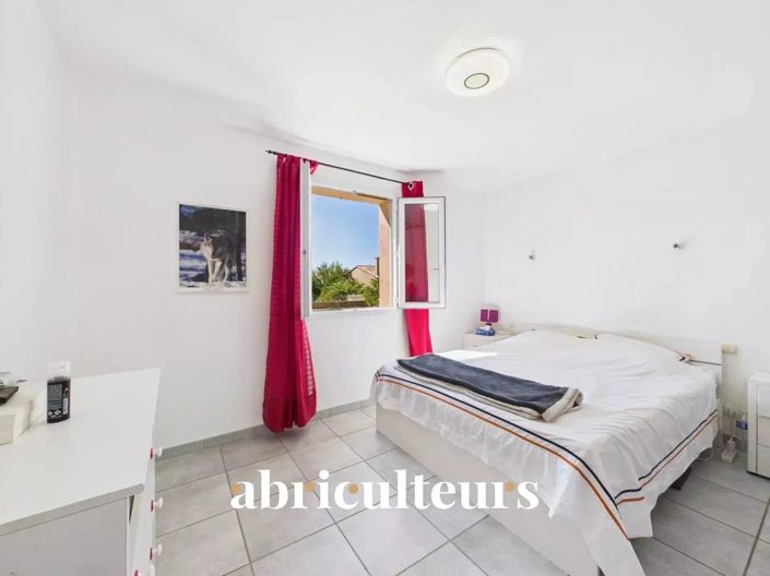 Image No.7-4 Bed House for sale