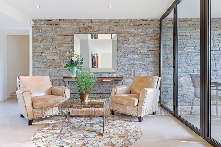 Image No.6-Maison de 5 chambres à vendre à Grimaud