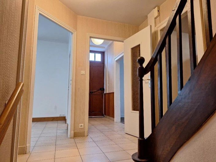 Image No.6-3 Bed House for sale