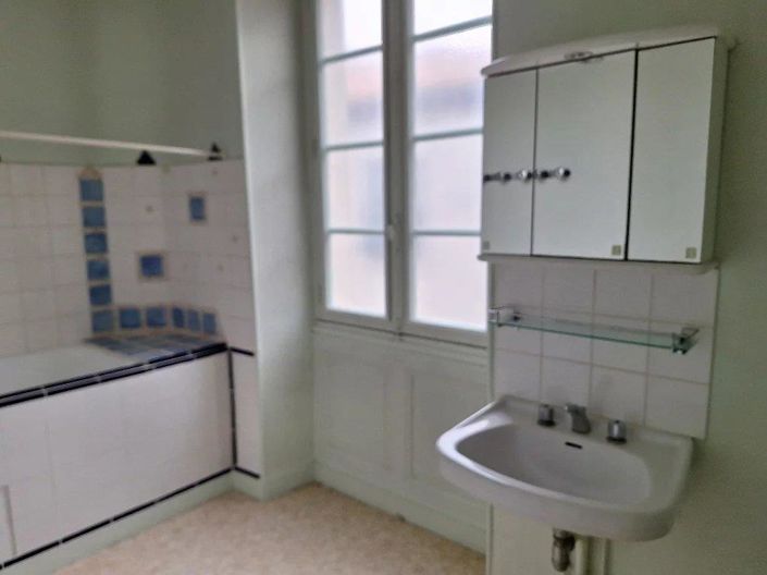 Image No.8-3 Bed House for sale