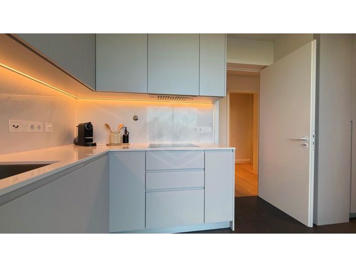 Image No.11-1 Bed Apartment for sale