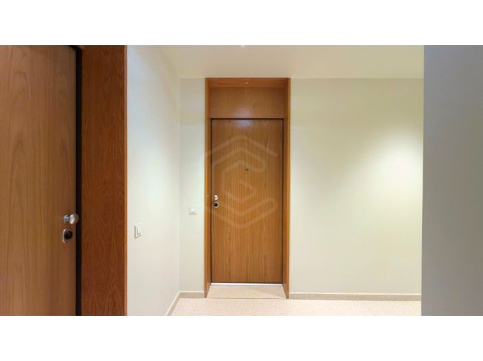 Image No.26-1 Bed Apartment for sale