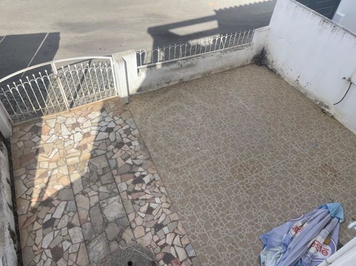 Image No.15-2 Bed House for sale