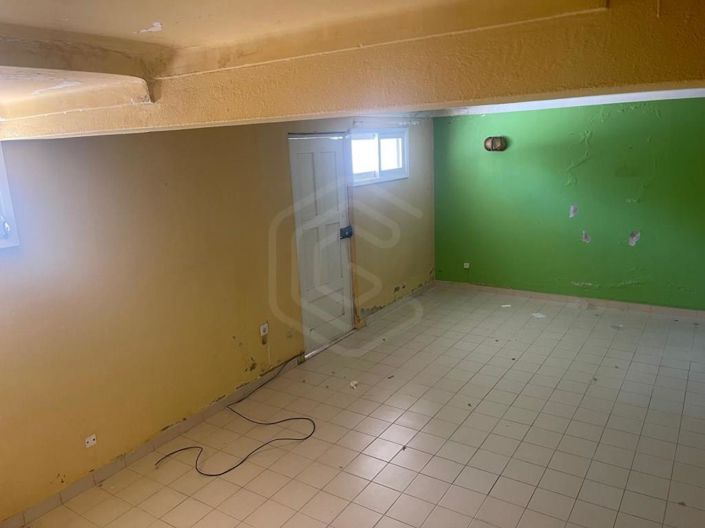 Image No.21-2 Bed House for sale