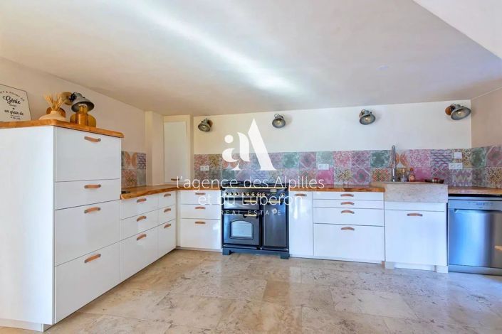 Image No.11-7 Bed House for sale