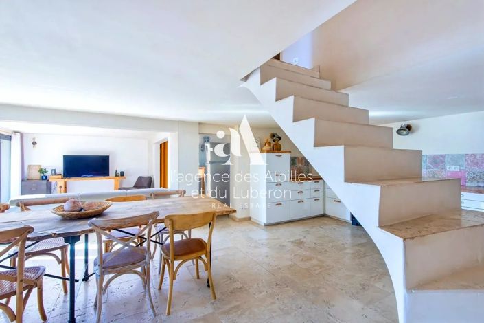 Image No.5-Maison de 6 chambres à vendre à Mouriès