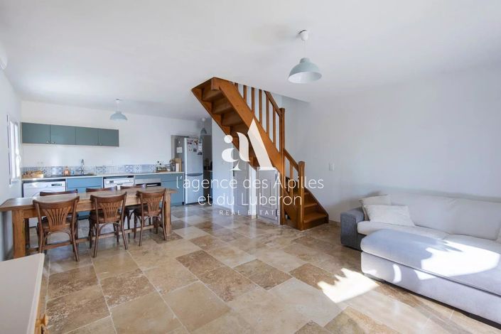 Image No.9-7 Bed House for sale