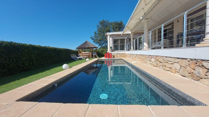 Image No.5-4 Bed House for sale