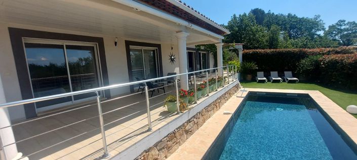 Image No.6-4 Bed House for sale
