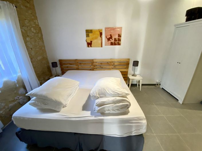 Image No.27-8 Bed House for sale