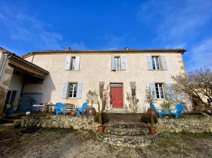 Image No.3-8 Bed House for sale