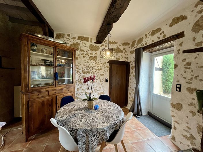 Image No.7-8 Bed House for sale