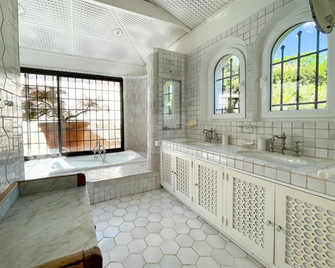 Image No.14-5 Bed House for sale