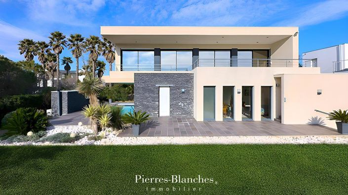 Image No.9-4 Bed House for sale