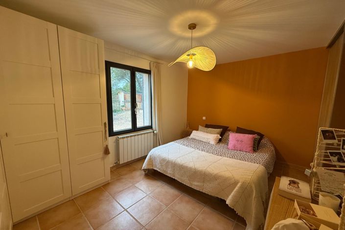 Image No.5-3 Bed House for sale