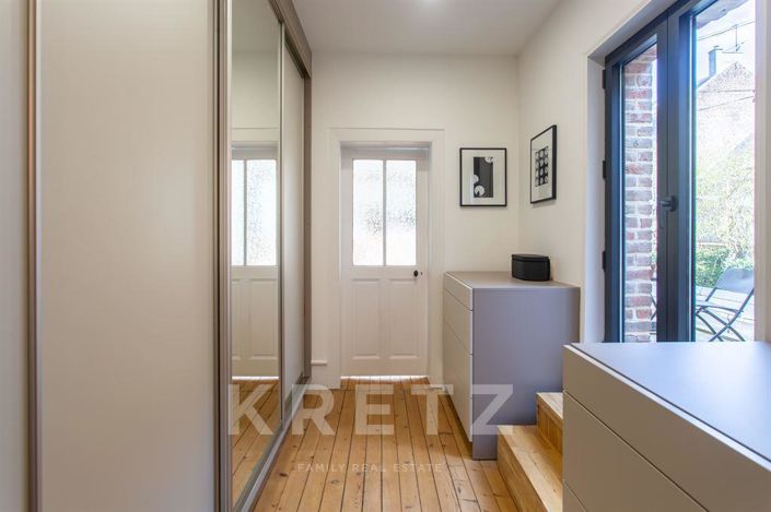 Image No.11-3 Bed House for sale