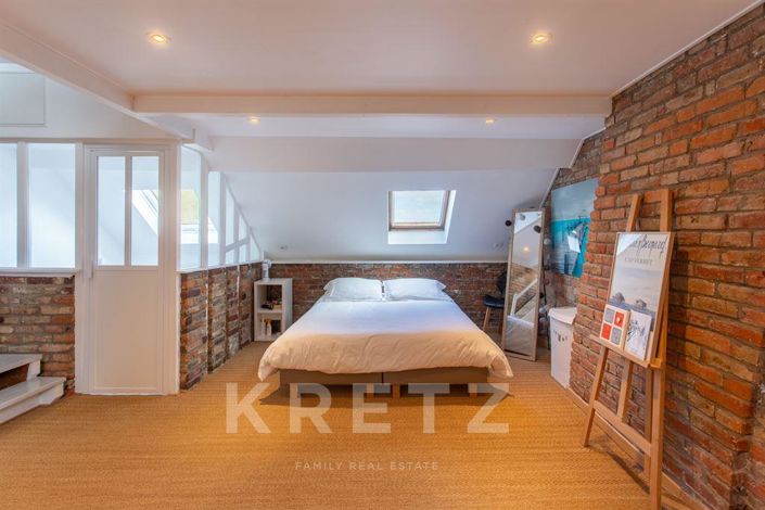 Image No.14-3 Bed House for sale