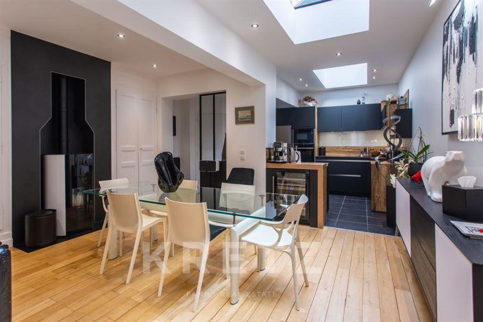 Image No.6-3 Bed House for sale