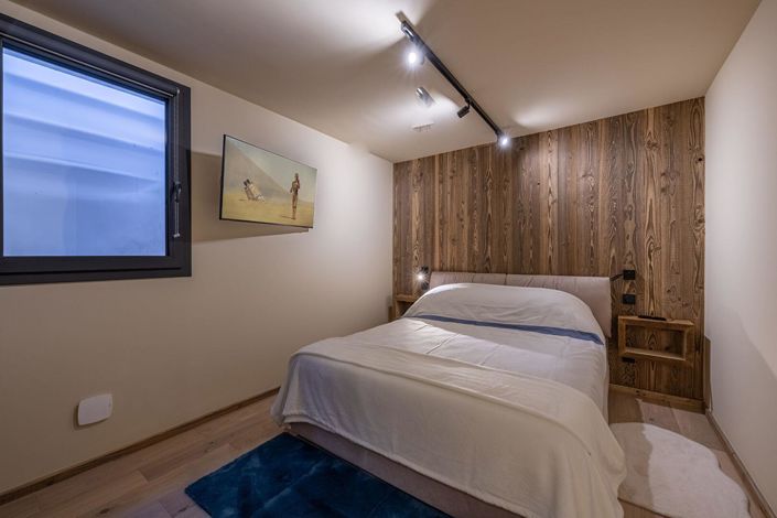 Image No.12-4 Bed House for sale