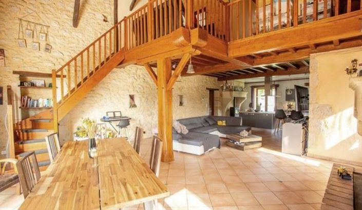 Image No.3-Maison de 4 chambres à vendre à Saint-Félix-de-Foncaude