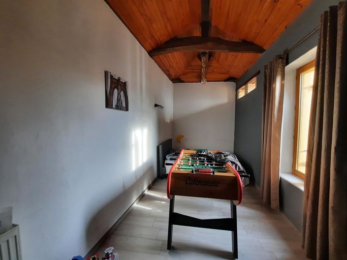 Image No.8-4 Bed House for sale