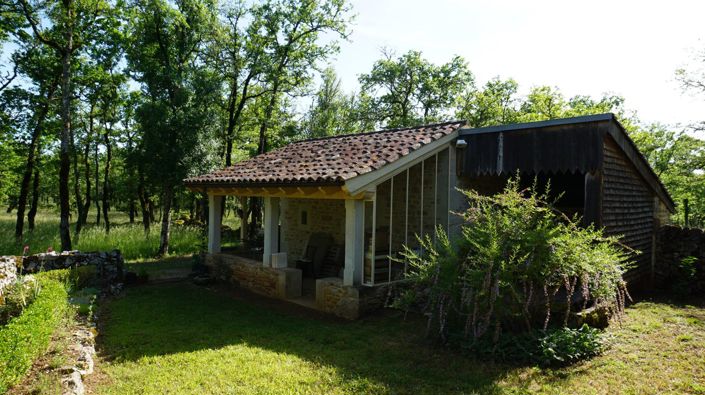 Image No.10-3 Bed House for sale