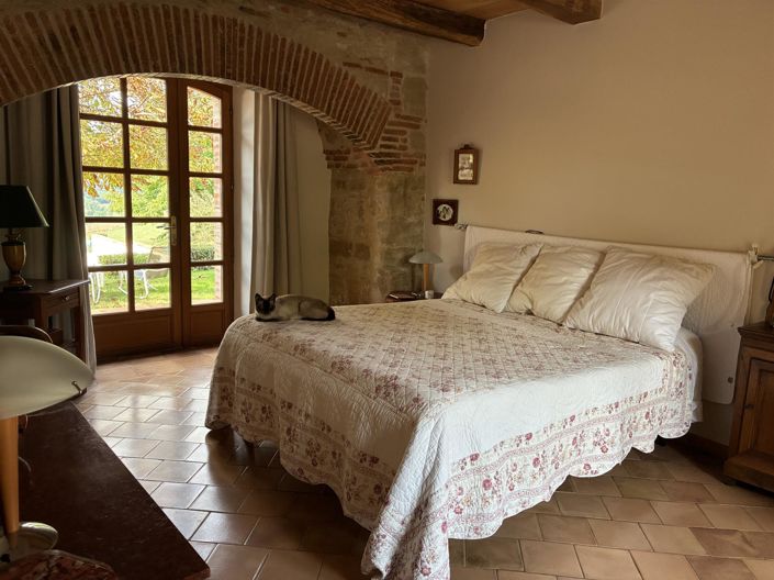 Image No.19-7 Bed House for sale