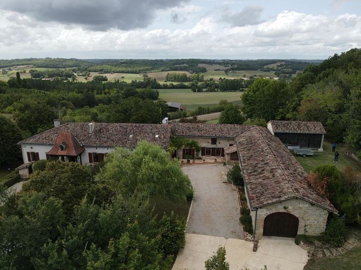 Image No.5-7 Bed House for sale