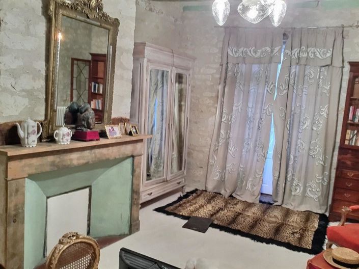 Image No.11-3 Bed House for sale