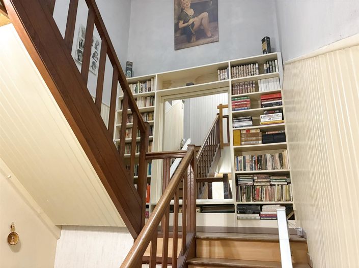 Image No.17-4 Bed House for sale