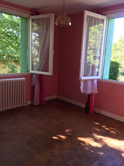 Image No.3-3 Bed House for sale