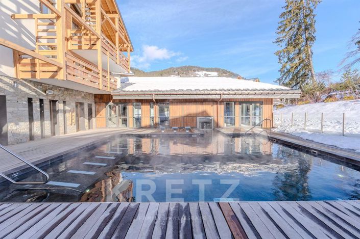 Image No.12-6 Bed House for sale