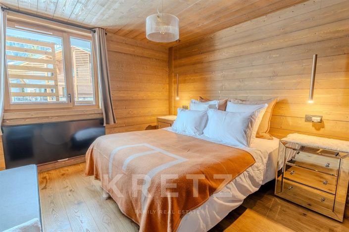 Image No.13-6 Bed House for sale