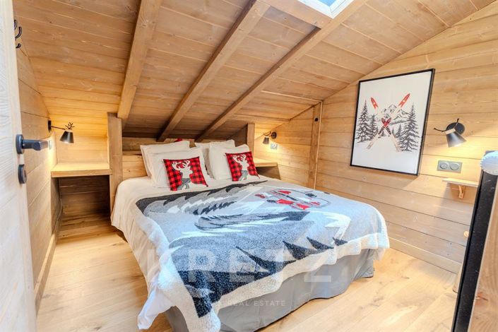 Image No.16-6 Bed House for sale