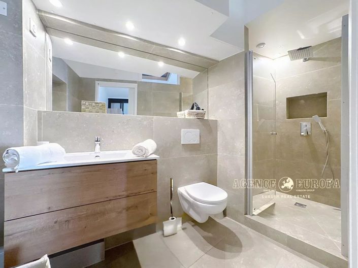 Image No.13-5 Bed Apartment for sale