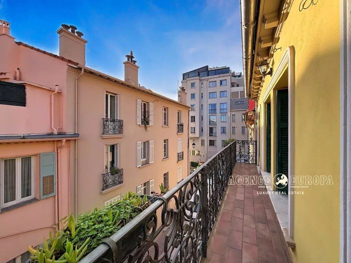 Image No.12-Appartement de 2 chambres à vendre à Cannes