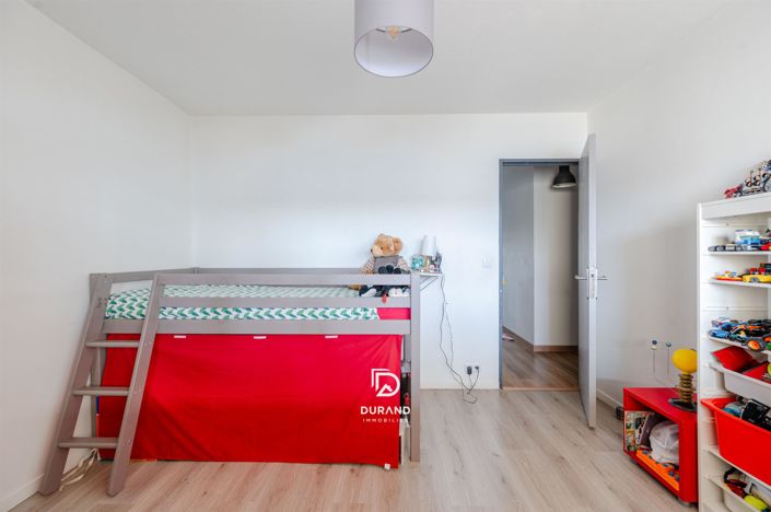 Image No.7-3 Bed House for sale