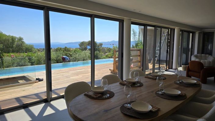 Image No.10-5 Bed House for sale