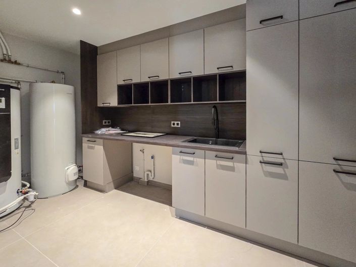 Image No.24-5 Bed House for sale