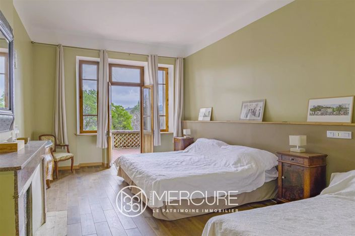 Image No.14-5 Bed House for sale