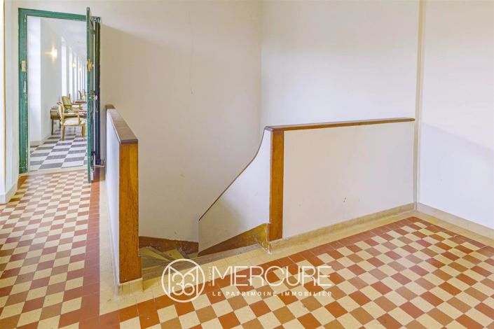 Image No.20-5 Bed House for sale