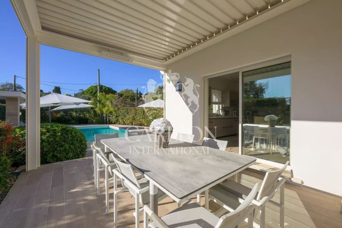 Image No.14-4 Bed House for sale