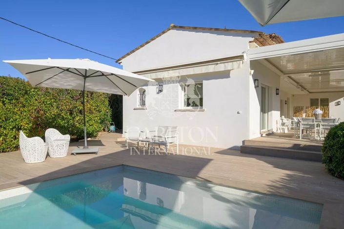 Image No.21-4 Bed House for sale