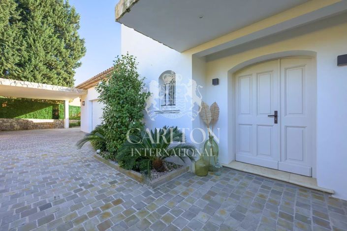 Image No.22-4 Bed House for sale