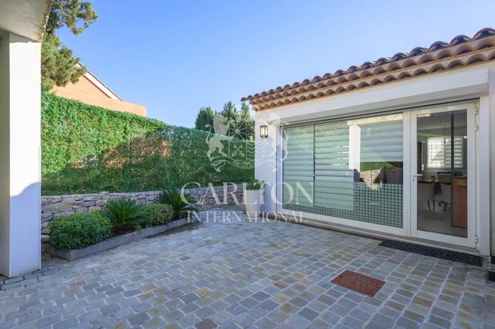 Image No.23-4 Bed House for sale