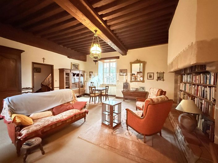 Image No.15-4 Bed House for sale