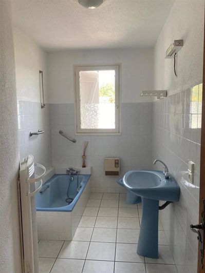 Image No.15-House for sale