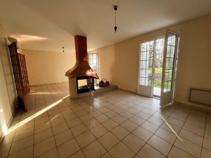 Image No.7-House for sale