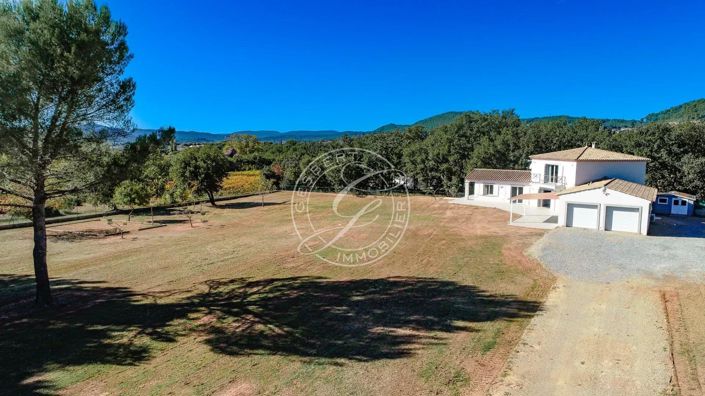 Image No.2-4 Bed House for sale